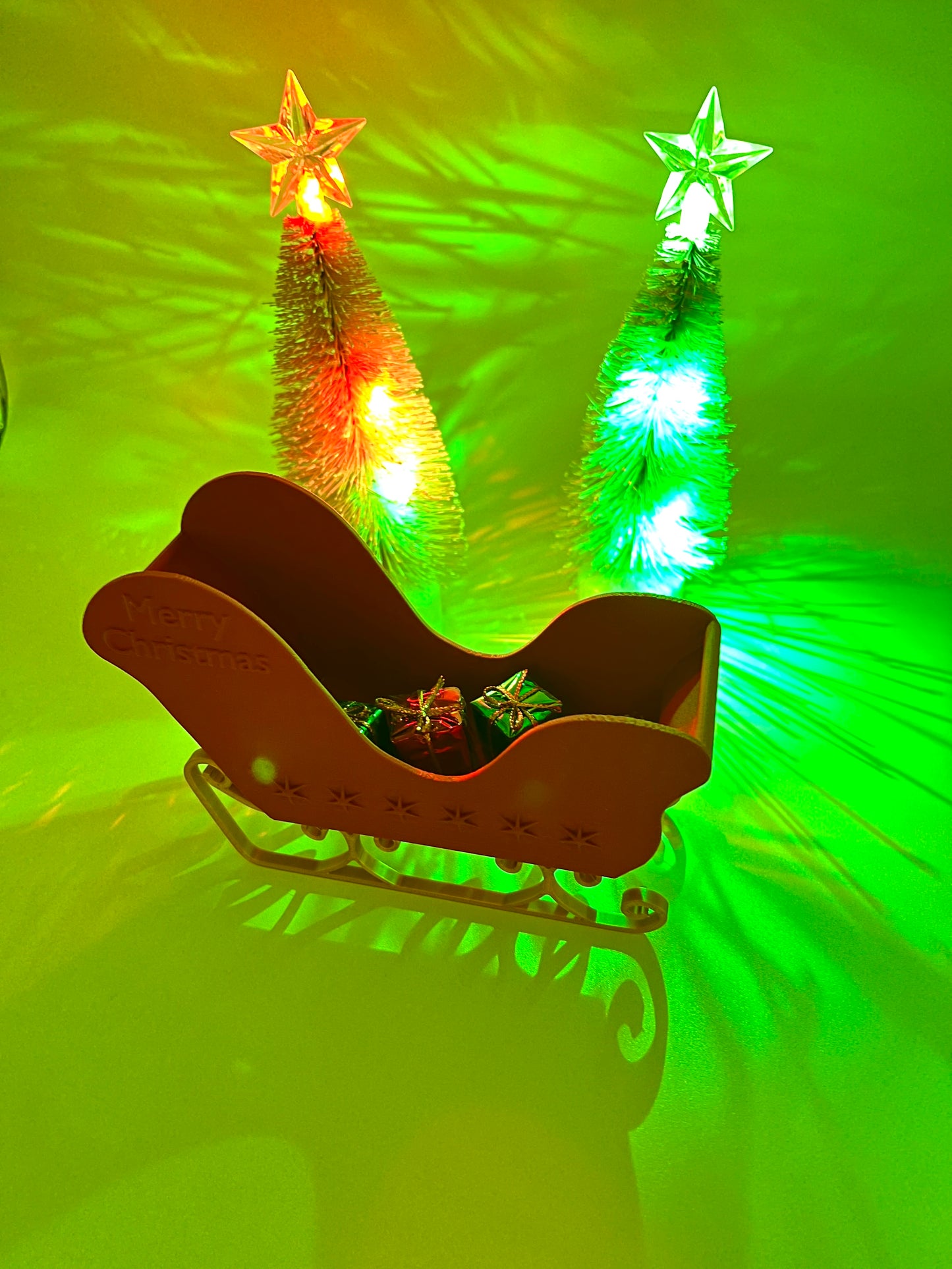 Holiday/Christmas Sleigh in Red and Gold