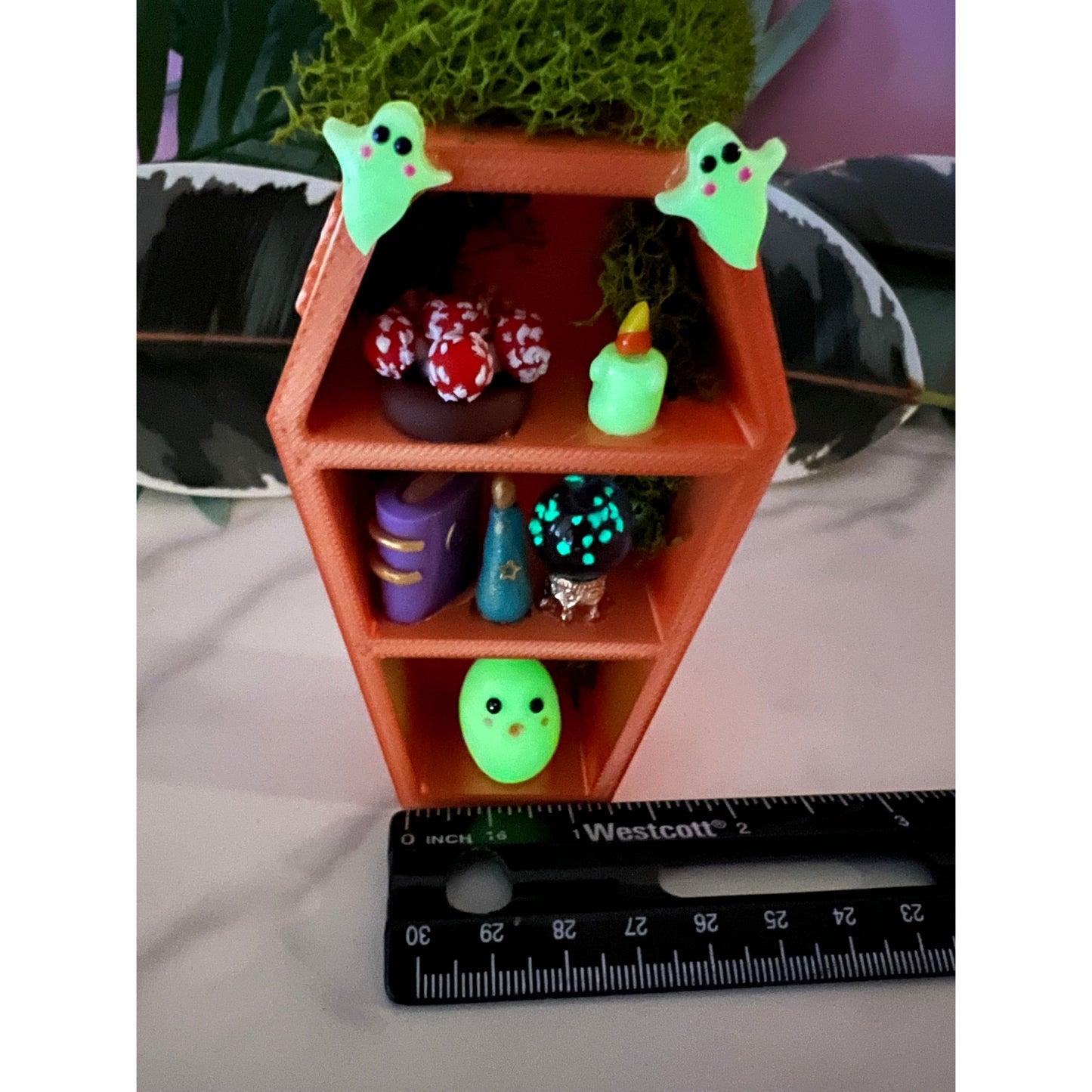 Miniature Ghost Coffin (Glow in the Dark)