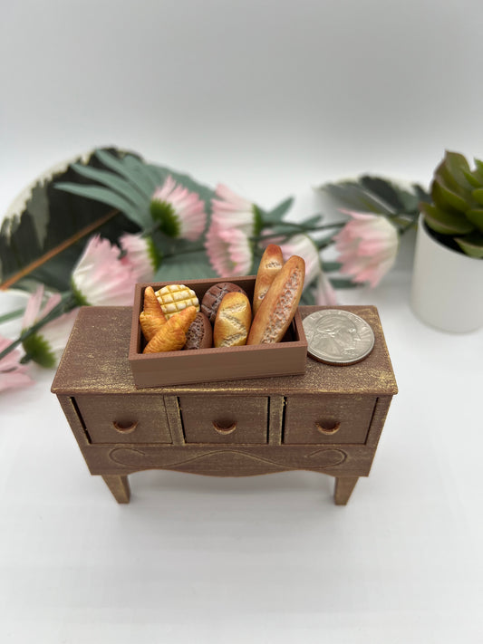 Bakery: Miniature Bread Basket (8 Handmade Pieces)