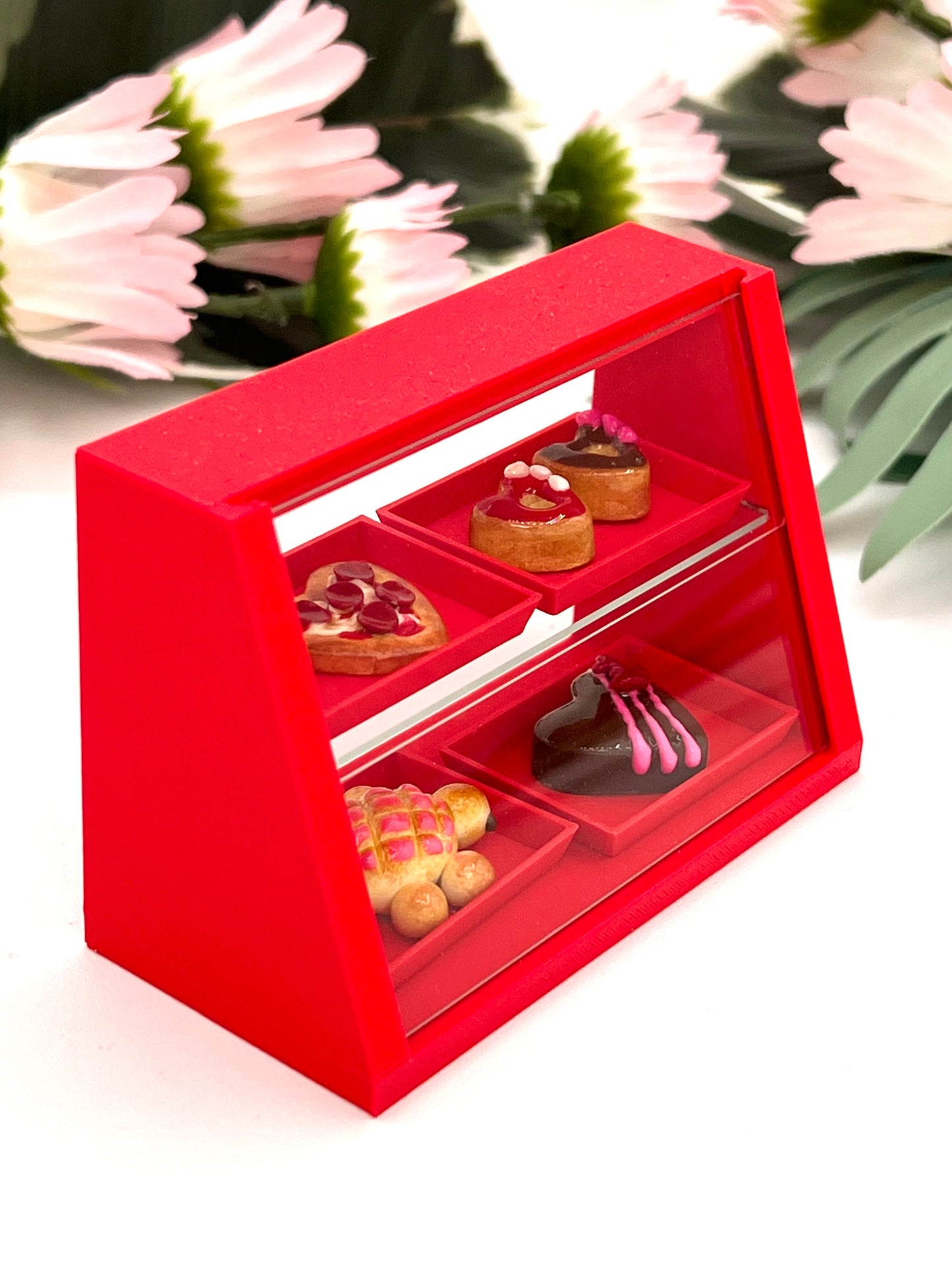 Miniature Pink Heart Valentine Pastry Case