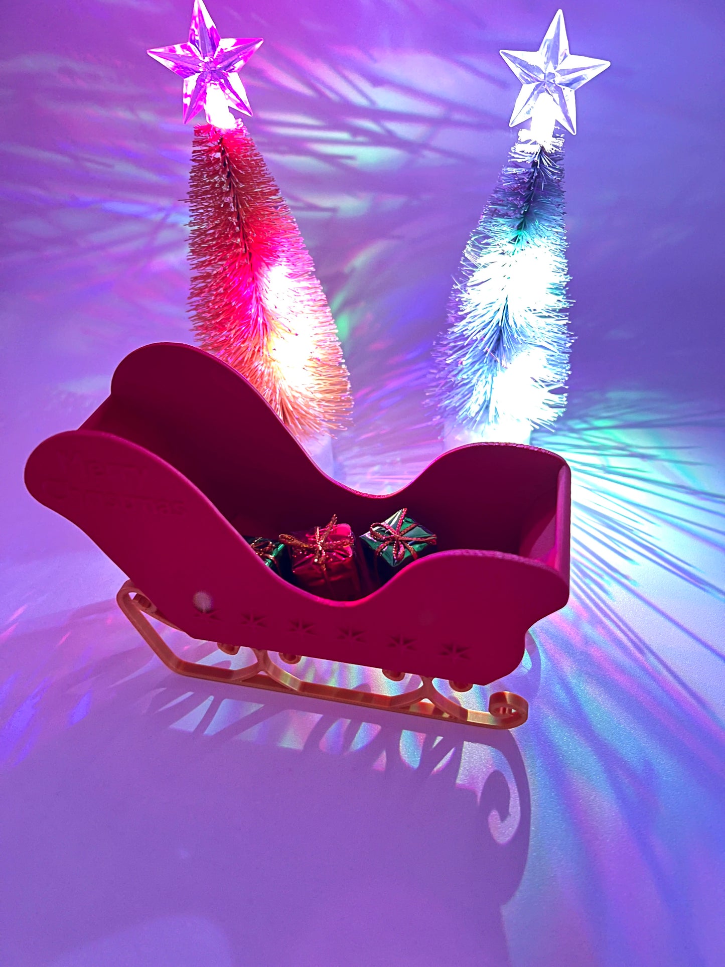 Holiday/Christmas Sleigh in Red and Gold