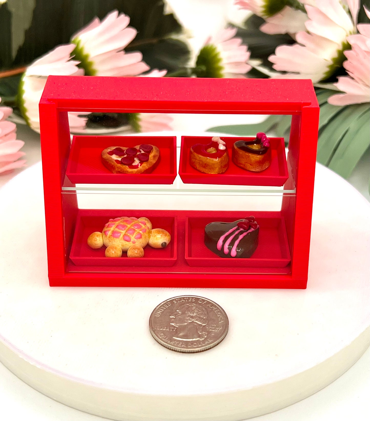 Miniature Pink Heart Valentine Pastry Case