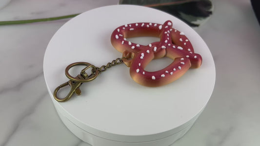 Salted Pretzel KeyChain 3D